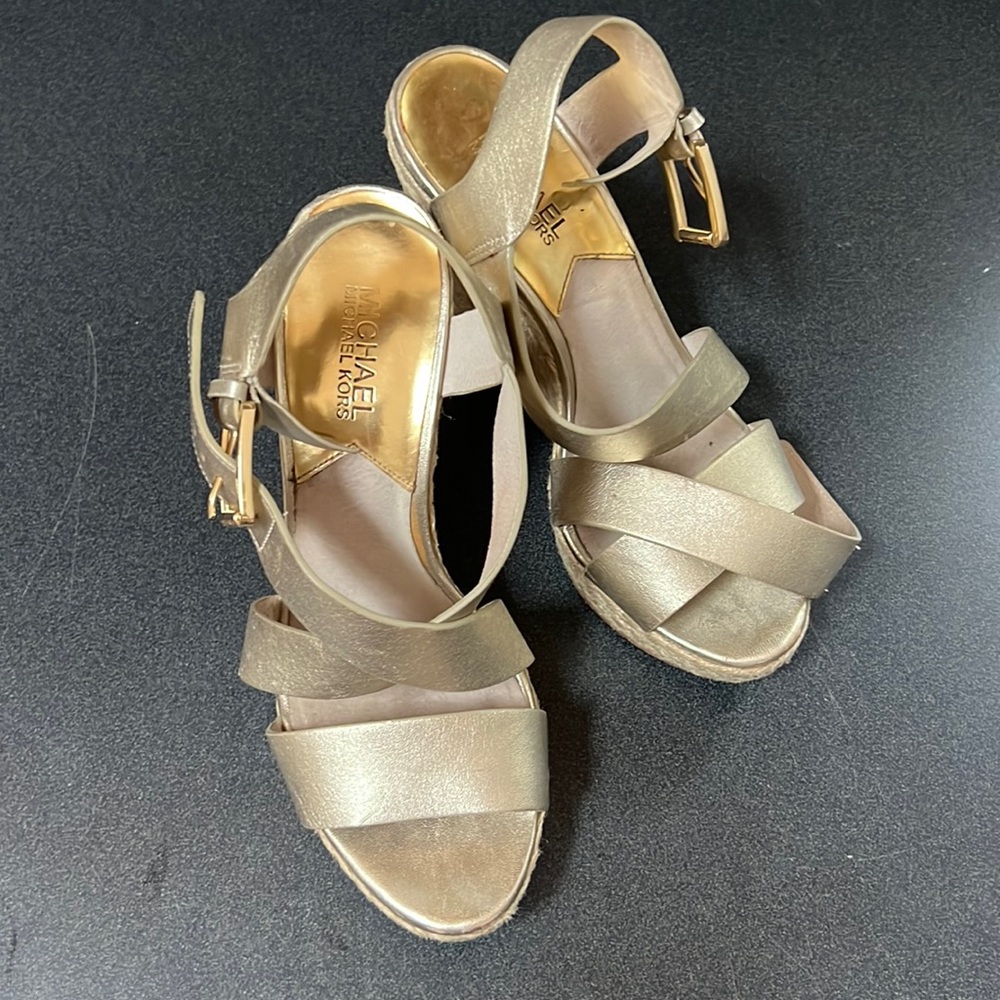 Michael Kors Champagne espadrilles size 7.5M